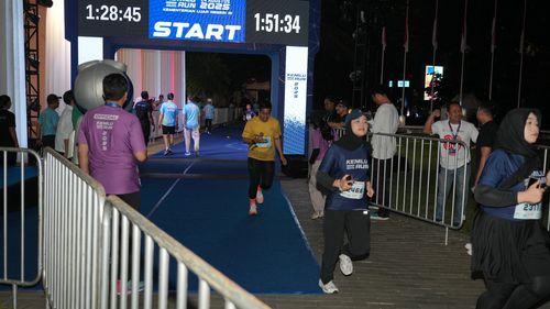Race photo from KEMLU RUN 2025