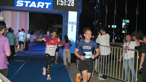 Race photo from KEMLU RUN 2025