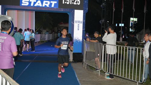 Race photo from KEMLU RUN 2025