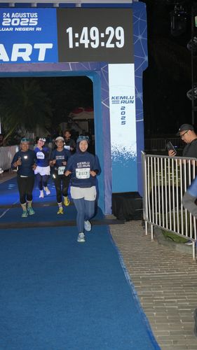 Race photo from KEMLU RUN 2025