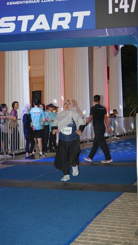 Race photo from KEMLU RUN 2025