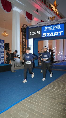 Race photo from KEMLU RUN 2025