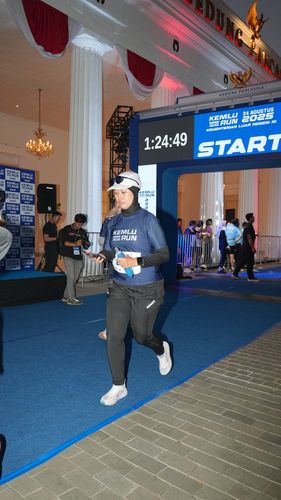 Race photo from KEMLU RUN 2025