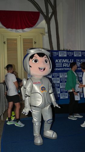 Race photo from KEMLU RUN 2025
