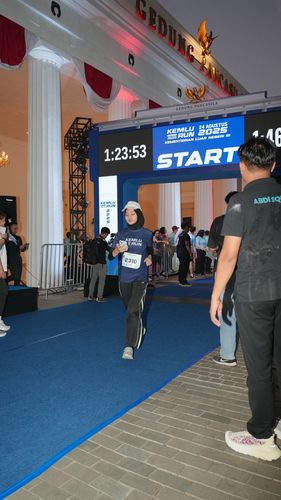Race photo from KEMLU RUN 2025