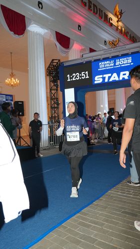 Race photo from KEMLU RUN 2025