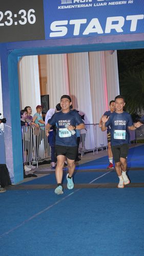 Race photo from KEMLU RUN 2025