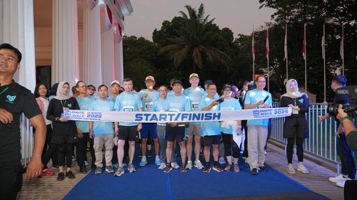 Race photo from KEMLU RUN 2025