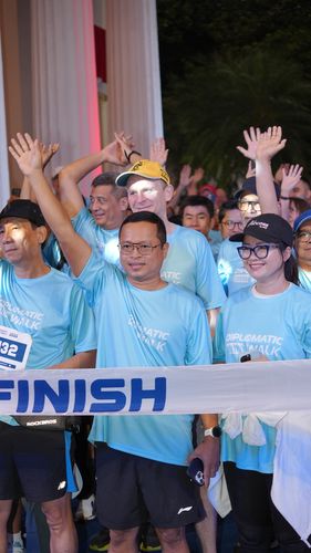 Race photo from KEMLU RUN 2025