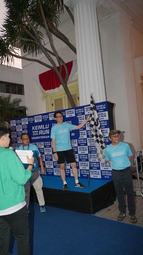 Race photo from KEMLU RUN 2025