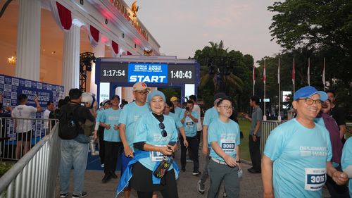 Race photo from KEMLU RUN 2025