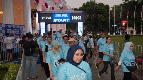 Race photo from KEMLU RUN 2025