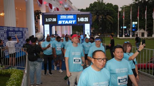 Race photo from KEMLU RUN 2025