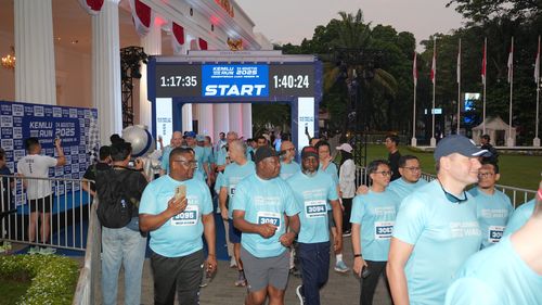 Race photo from KEMLU RUN 2025