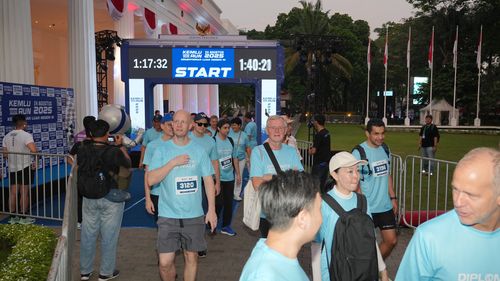 Race photo from KEMLU RUN 2025
