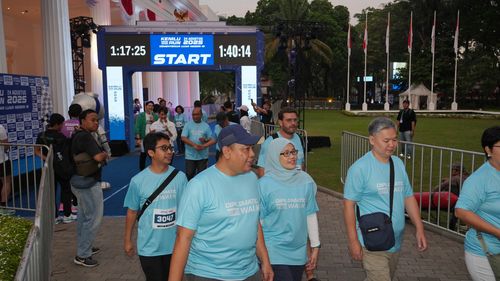 Race photo from KEMLU RUN 2025