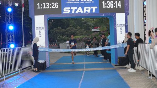 Race photo from KEMLU RUN 2025