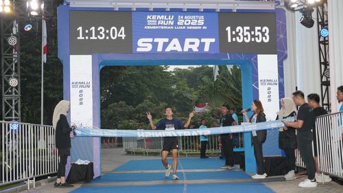 Race photo from KEMLU RUN 2025