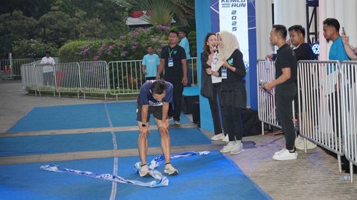 Race photo from KEMLU RUN 2025