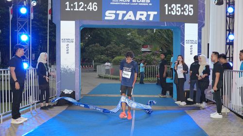 Race photo from KEMLU RUN 2025