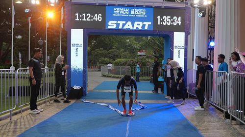 Race photo from KEMLU RUN 2025