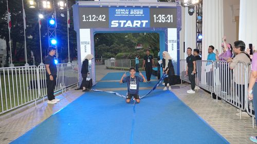 Race photo from KEMLU RUN 2025