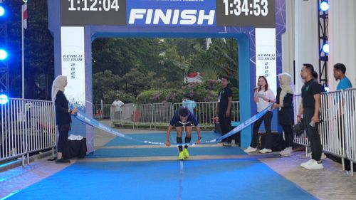 Race photo from KEMLU RUN 2025