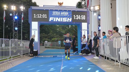 Race photo from KEMLU RUN 2025