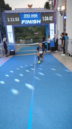 Race photo from KEMLU RUN 2025