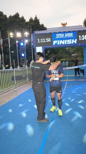 Race photo from KEMLU RUN 2025