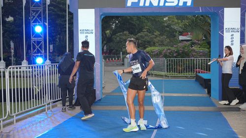 Race photo from KEMLU RUN 2025