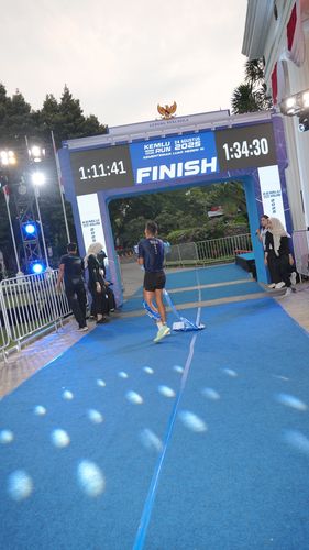 Race photo from KEMLU RUN 2025