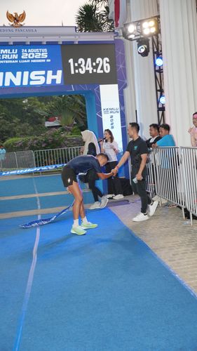 Race photo from KEMLU RUN 2025
