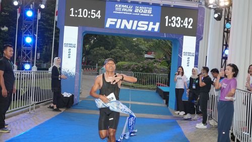 Race photo from KEMLU RUN 2025