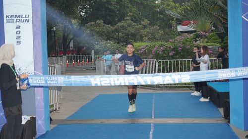 Race photo from KEMLU RUN 2025