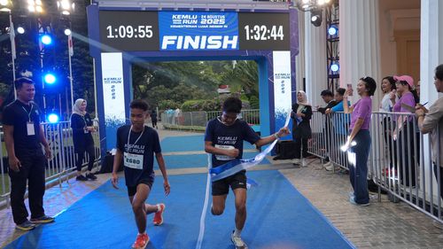 Race photo from KEMLU RUN 2025