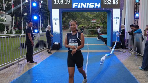 Race photo from KEMLU RUN 2025