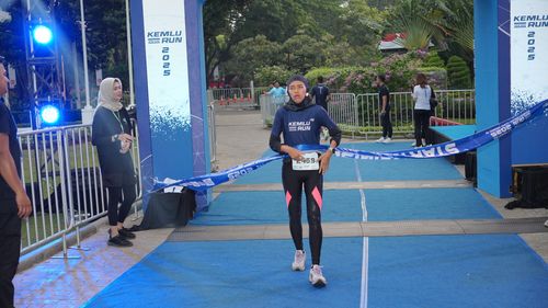 Race photo from KEMLU RUN 2025