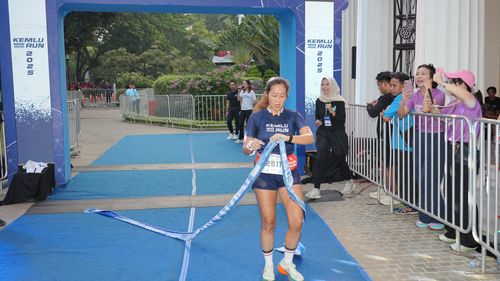 Race photo from KEMLU RUN 2025