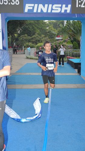 Race photo from KEMLU RUN 2025