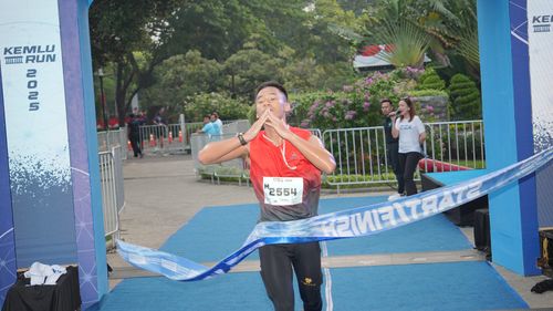 Race photo from KEMLU RUN 2025