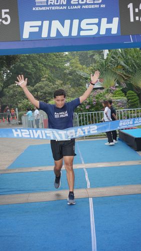 Race photo from KEMLU RUN 2025