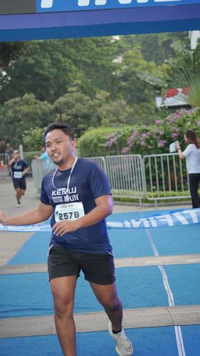 Race photo from KEMLU RUN 2025