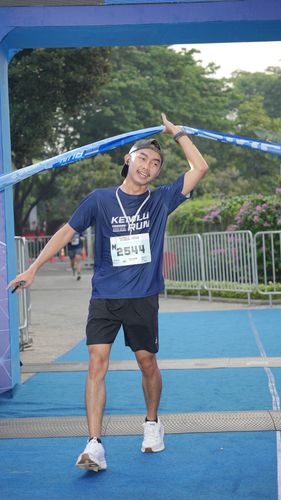 Race photo from KEMLU RUN 2025