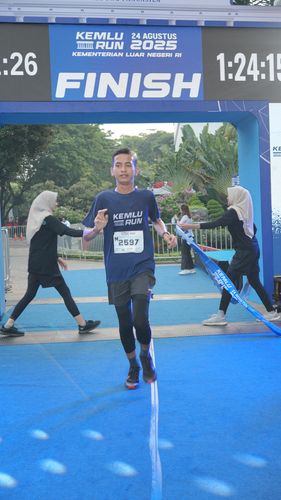 Race photo from KEMLU RUN 2025