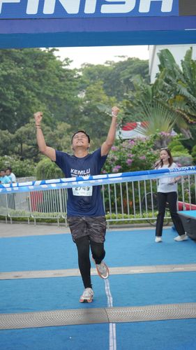Race photo from KEMLU RUN 2025