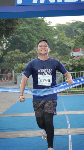 Race photo from KEMLU RUN 2025