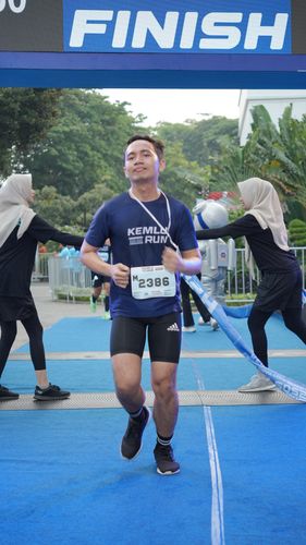 Race photo from KEMLU RUN 2025