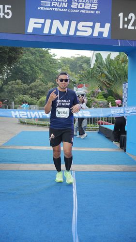 Race photo from KEMLU RUN 2025