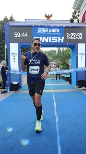 Race photo from KEMLU RUN 2025